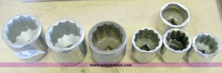 image for item 5714 (7) large sockets 3/4" drive
