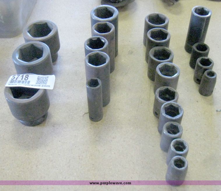 image for item 5718 Assorted impact sockets