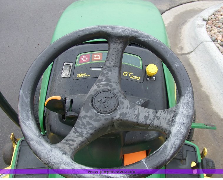 image for item 6656 2006 John Deere GT235 garden tractor