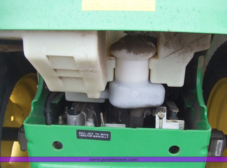 image for item 6656 2006 John Deere GT235 garden tractor