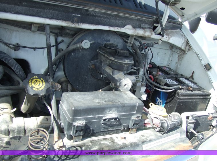 image for item 6680 1997 Dodge Ram Wagon B3500 15 passenger van