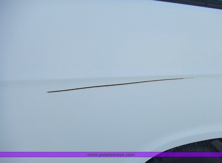 image for item 6680 1997 Dodge Ram Wagon B3500 15 passenger van