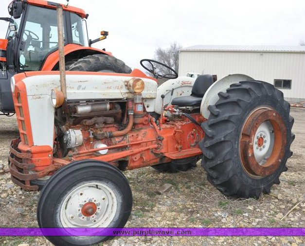 image for item 1301 1957 Ford 861 tractor