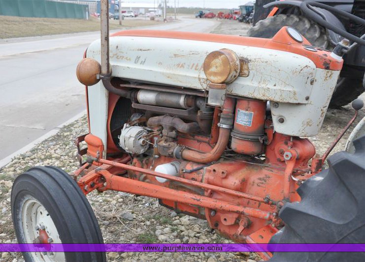 image for item 1301 1957 Ford 861 tractor