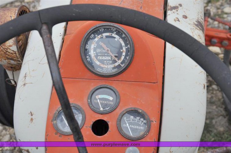 image for item 1301 1957 Ford 861 tractor