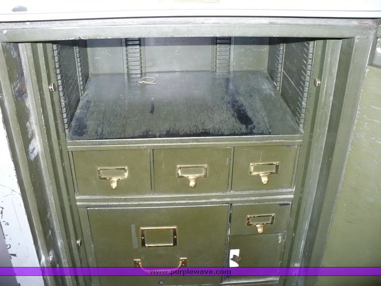 image for item 2046 S-Cientest combination safe