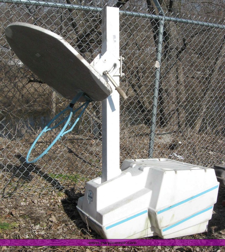 image for item 2069 Splash and Slam basketball goal