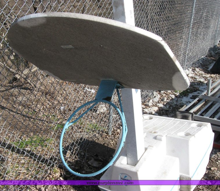 image for item 2069 Splash and Slam basketball goal