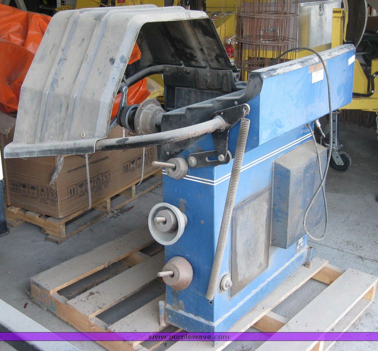 image for item 2071 Nortson 7300 wheel balancer