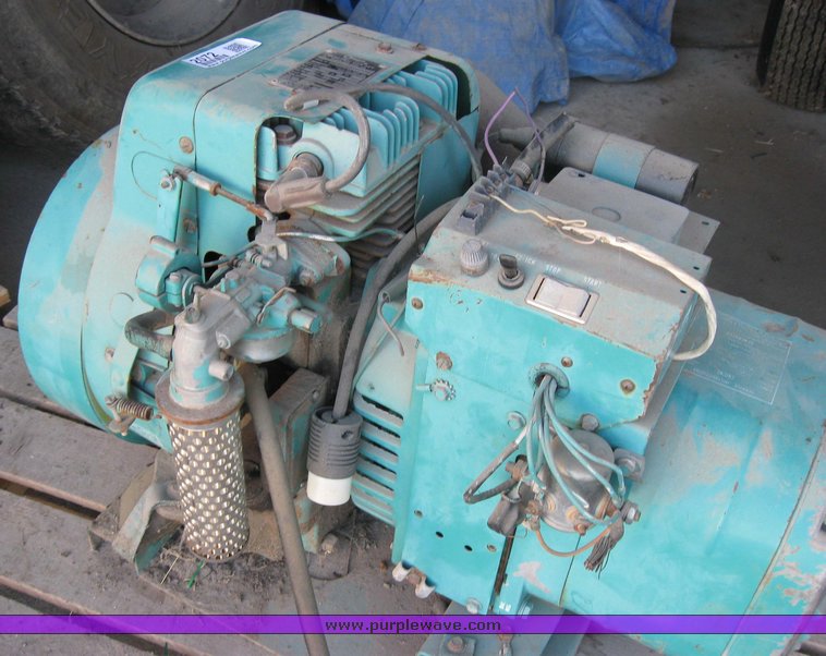 image for item 2072 Onan generator