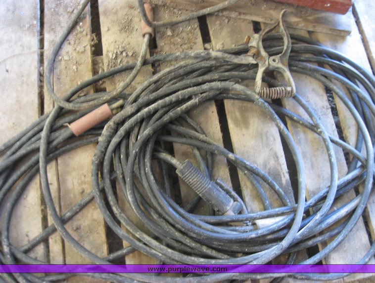 image for item 2077 Lincoln AC/DC arc welder