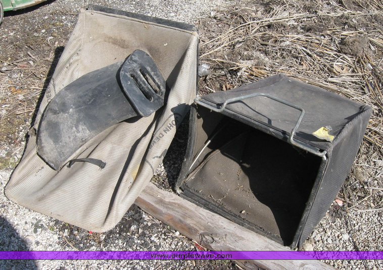 image for item 2078 John Deere self propelled push mower