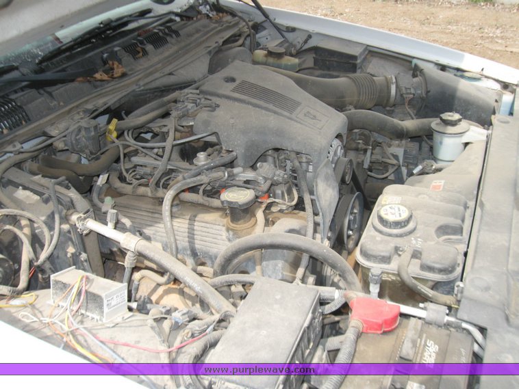 image for item 2108 2003 Ford Crown Victoria Police Interceptor