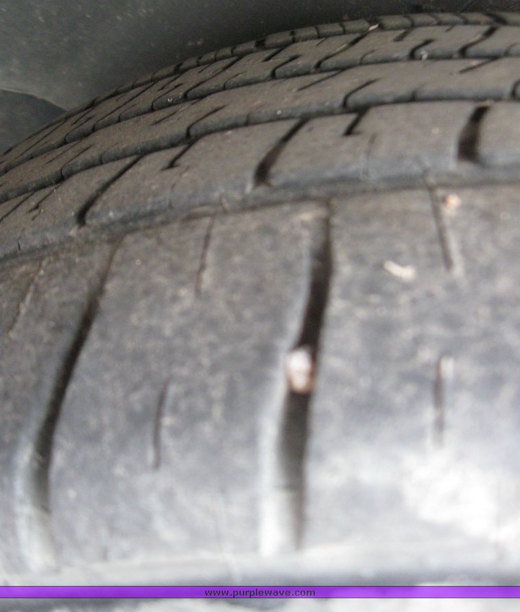 image for item 2108 2003 Ford Crown Victoria Police Interceptor