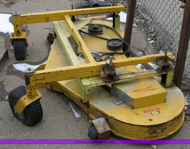 image for item 2121 1998 Excel Hustler 1500 short cut mower