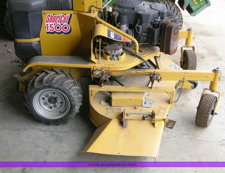 image for item 2122 1998 Excel Hustler 1500 short cut mower