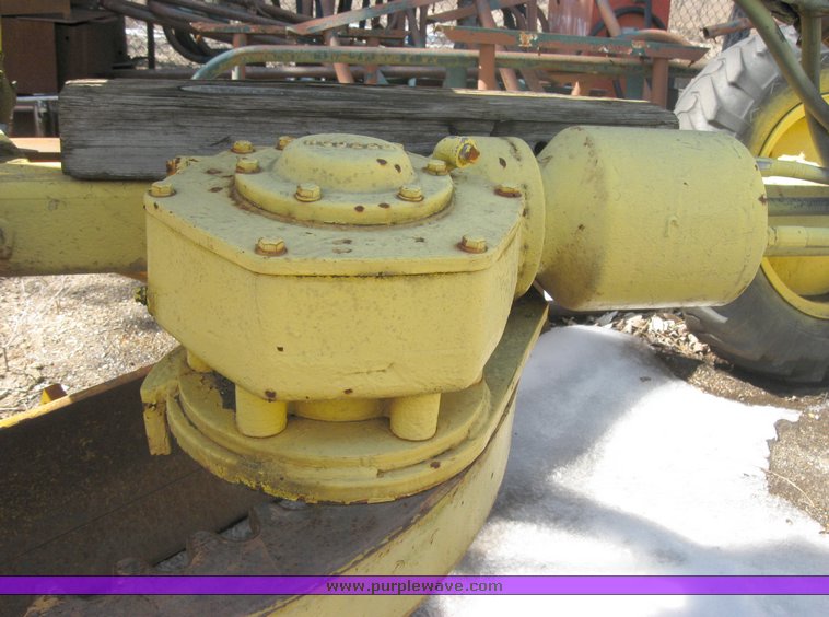 image for item 2127 1966 Galion road grader