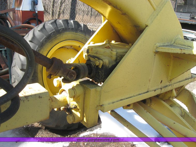 image for item 2127 1966 Galion road grader