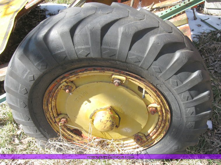image for item 2129 1966 Galion road grader