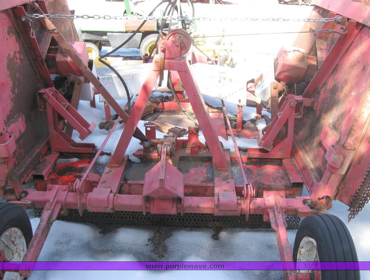 image for item 2131 1980 BMB 15' batwing mower