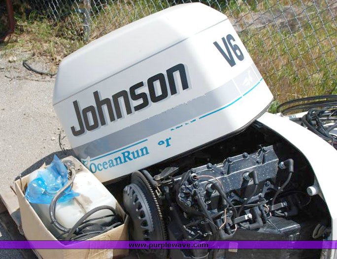 image for item 2132 1995 Johnson Ocean Runner outboard motor