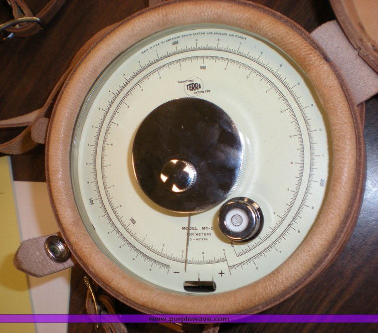 (2) American Paulin precision altimeters in Topeka, KS Item 2134 sold