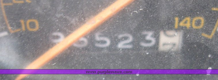 image for item 2137 1986 Chevrolet G30 sport van