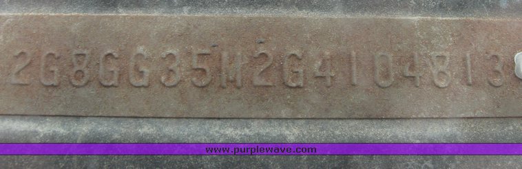 image for item 2137 1986 Chevrolet G30 sport van