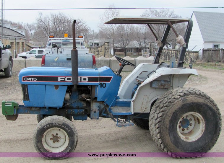 image for item 3111 Ford 3415 tractor