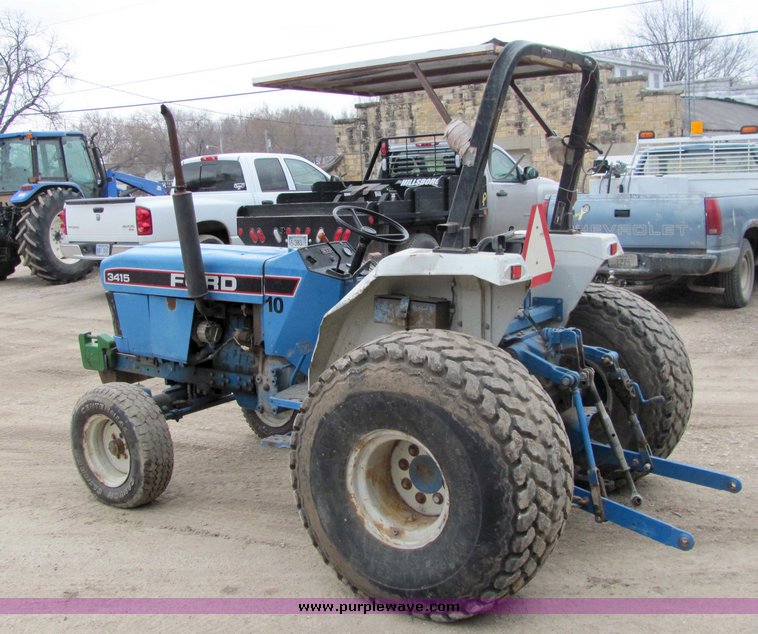 image for item 3111 Ford 3415 tractor