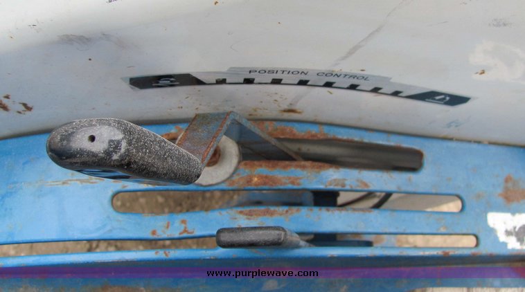 image for item 3111 Ford 3415 tractor