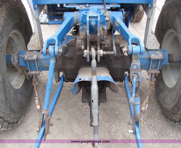 image for item 3111 Ford 3415 tractor