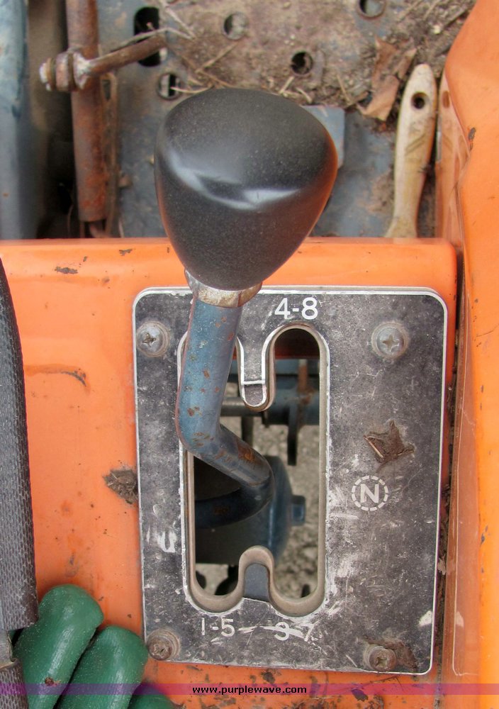 image for item 3112 Kubota L3750 tractor