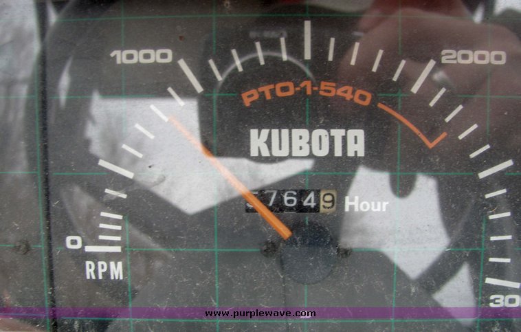 image for item 3112 Kubota L3750 tractor