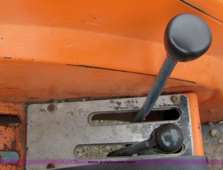 image for item 3112 Kubota L3750 tractor