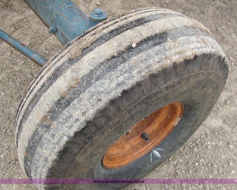 image for item 3112 Kubota L3750 tractor