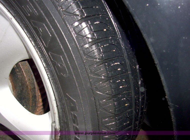 image for item 3181 2002 Ford Taurus SE