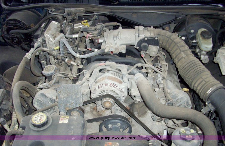 image for item 3183 2005 Ford Crown Victoria Police Interceptor