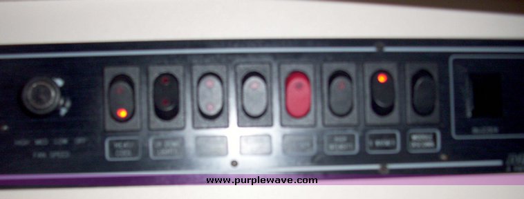 image for item 3186 2006 Ford E450 Super Duty ambulance