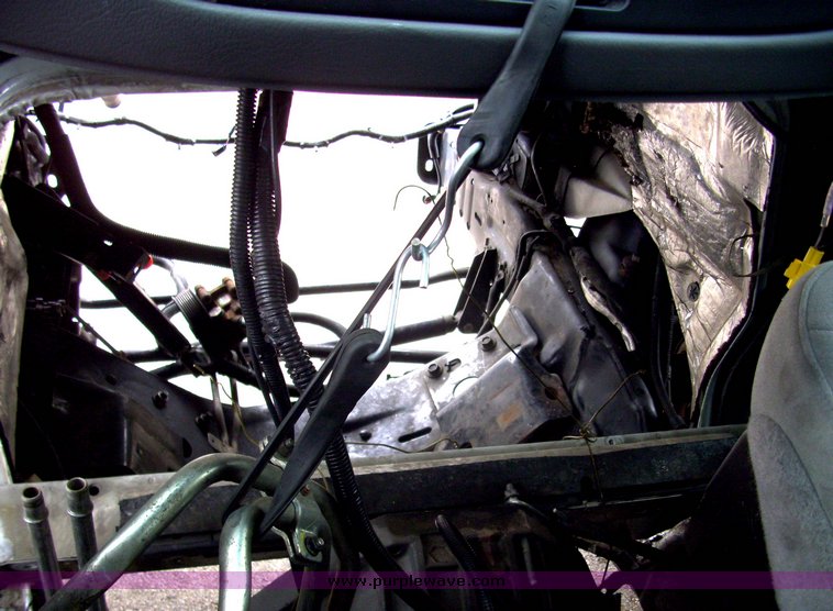 image for item 3243 2006 Ford E450 Super Duty ambulance