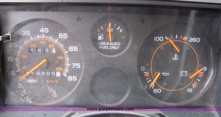 image for item 3249 1993 GMC Vandura