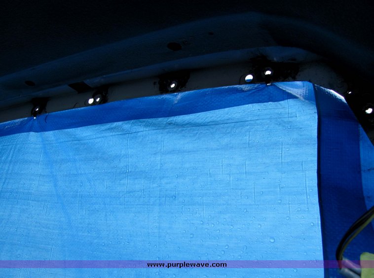 image for item 3281 2002 Ford E450 Super Duty ambulance chassis