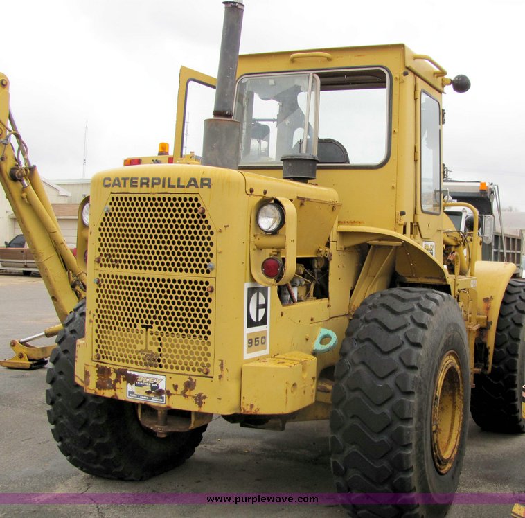 image for item 3282 1981 Caterpillar 950C wheel loader