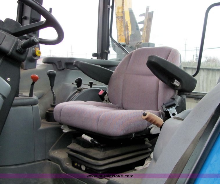 image for item 3283 New Holland TS100 tractor