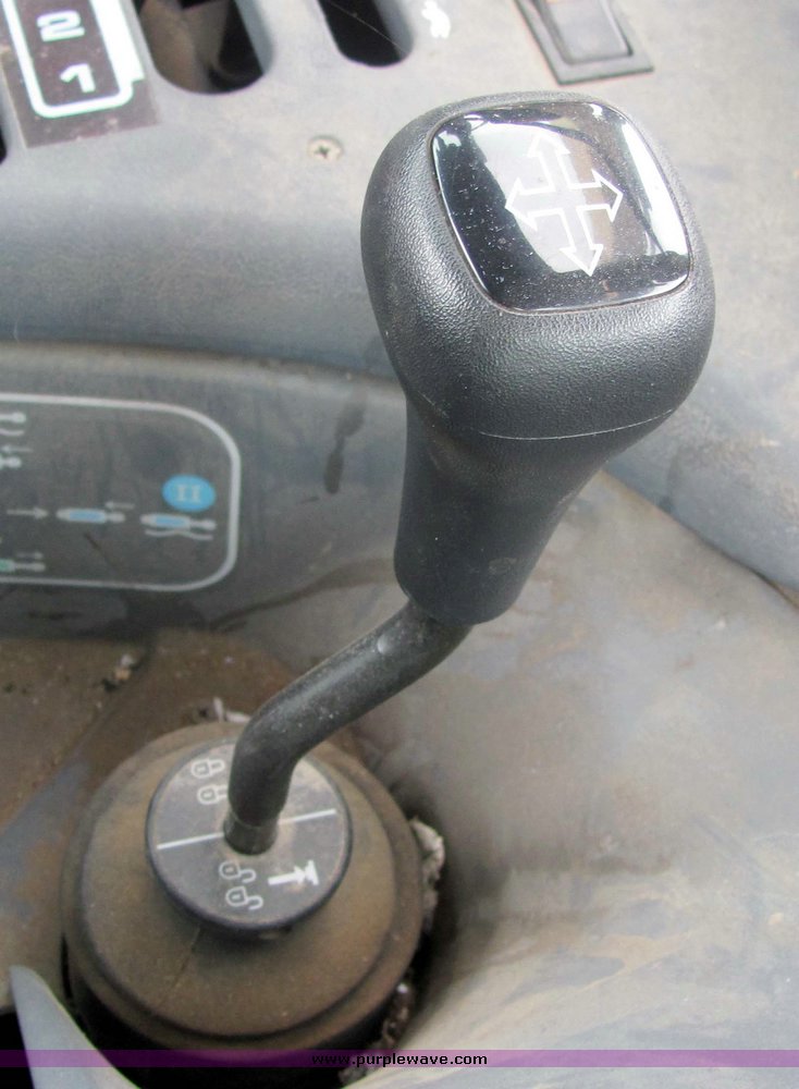 image for item 3283 New Holland TS100 tractor