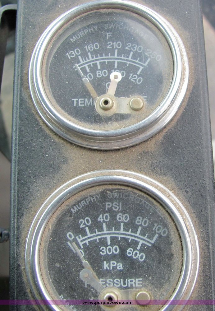 image for item 3283 New Holland TS100 tractor