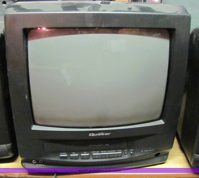 image for item 3292 Assorted electronics