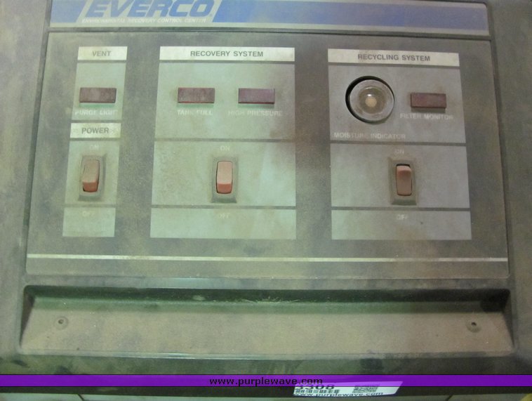 image for item 3308 Everco R-12 recharging system