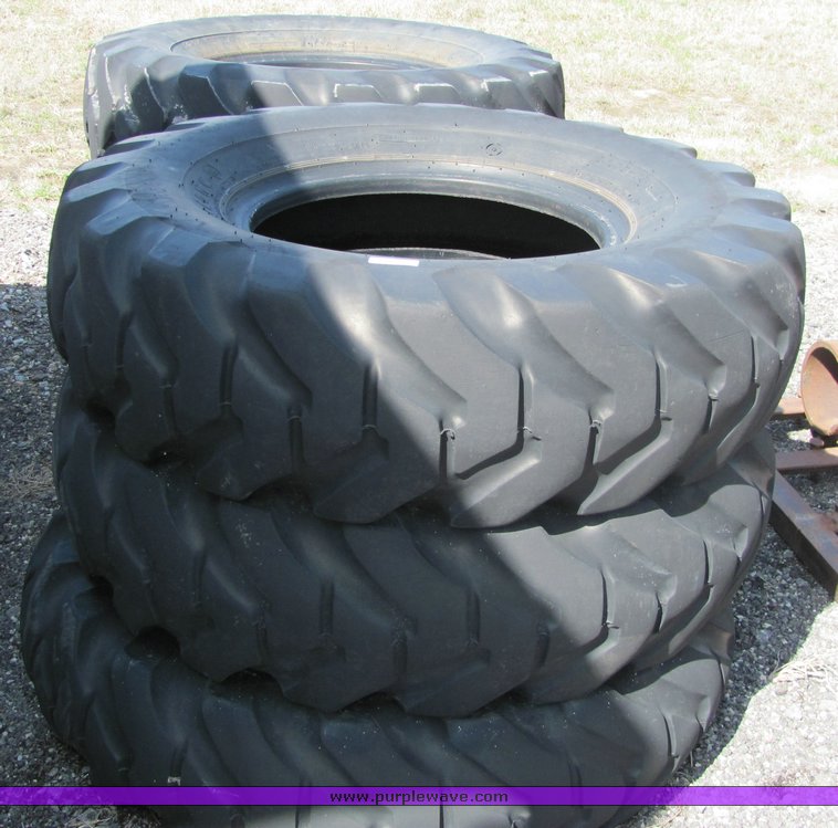 image for item 3311 (6) Firestone motor grader tires