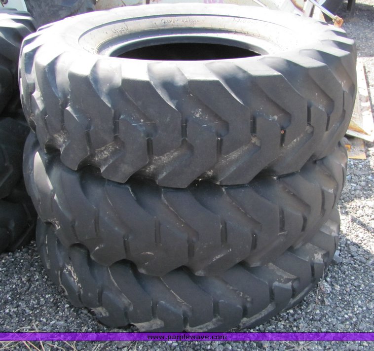 image for item 3311 (6) Firestone motor grader tires